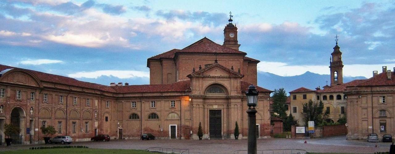La Cascina Bed & Breakfast Aglie Bagian luar foto
