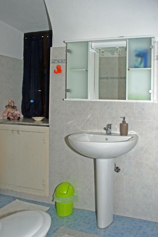 La Cascina Bed & Breakfast Aglie Bagian luar foto
