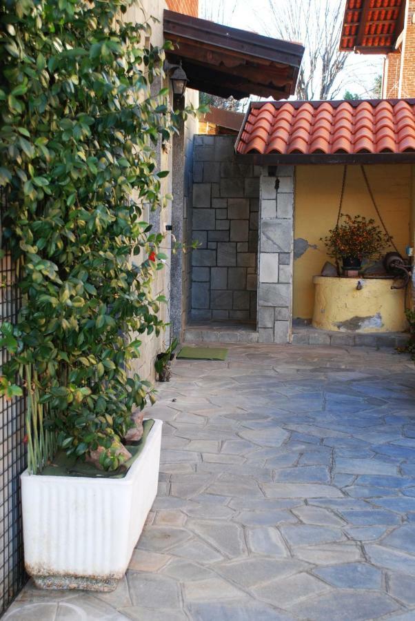 La Cascina Bed & Breakfast Aglie Bagian luar foto