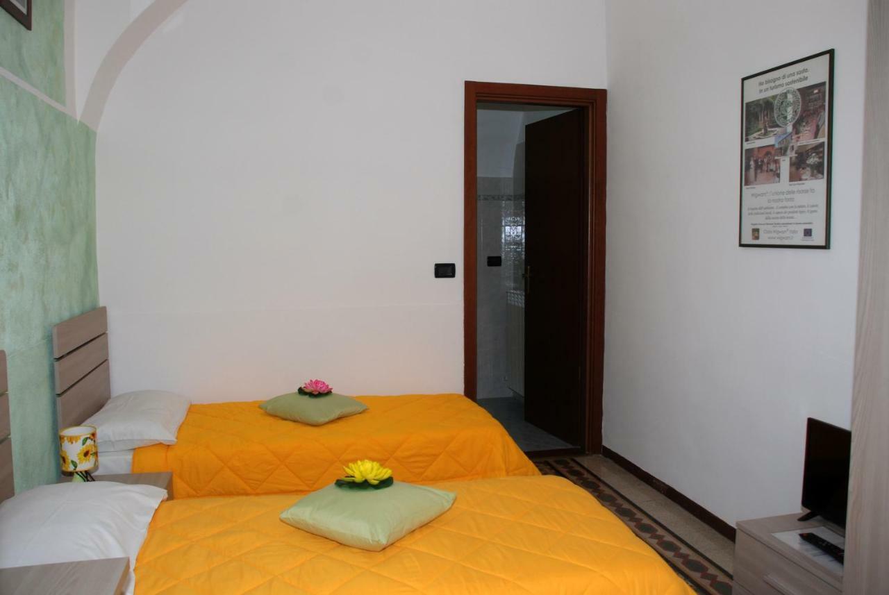 La Cascina Bed & Breakfast Aglie Bagian luar foto