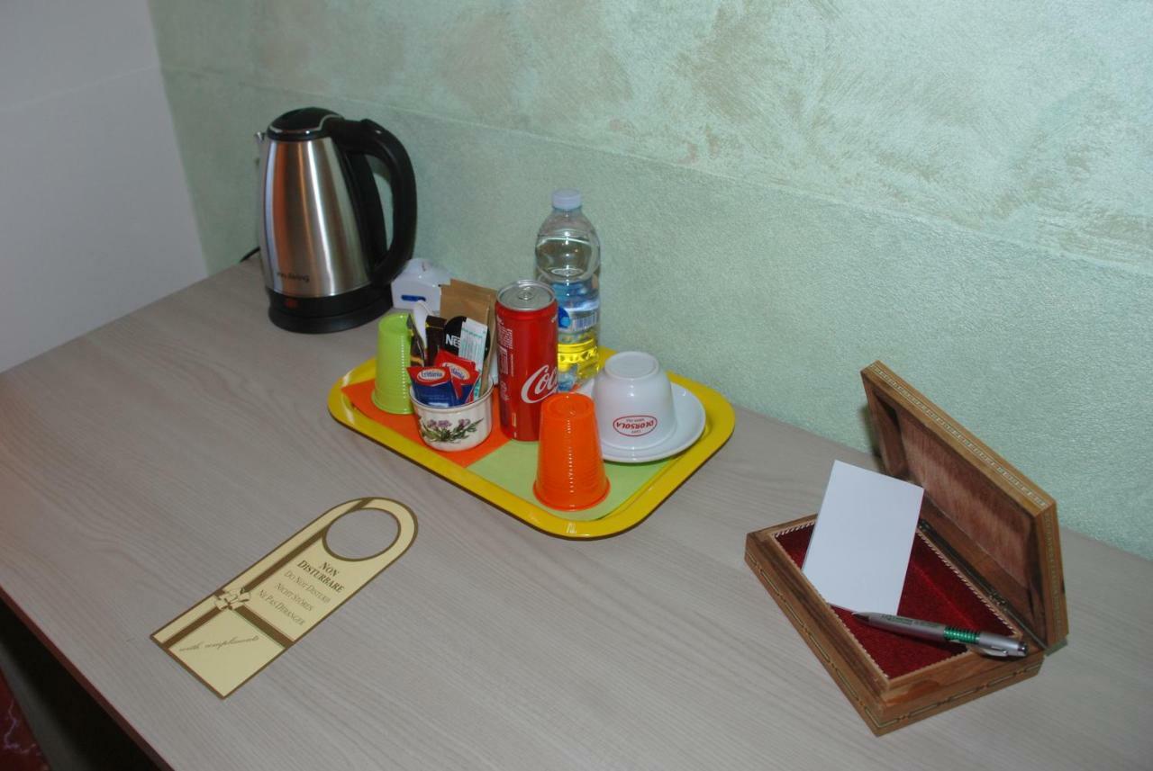 La Cascina Bed & Breakfast Aglie Bagian luar foto