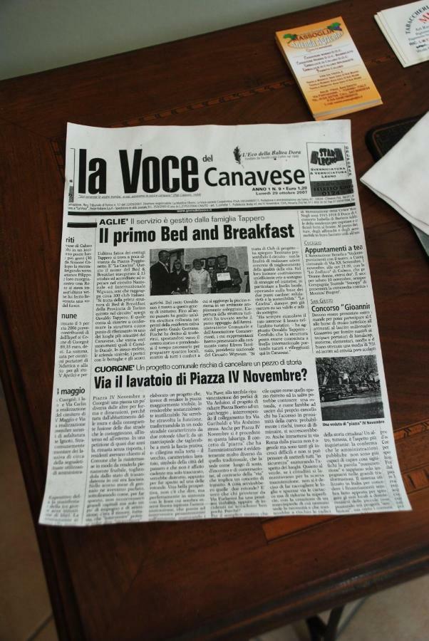 La Cascina Bed & Breakfast Aglie Bagian luar foto